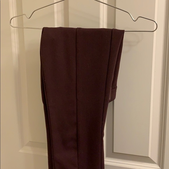 Gap Skinny High Rise in Merlot color - Picture 3 of 3